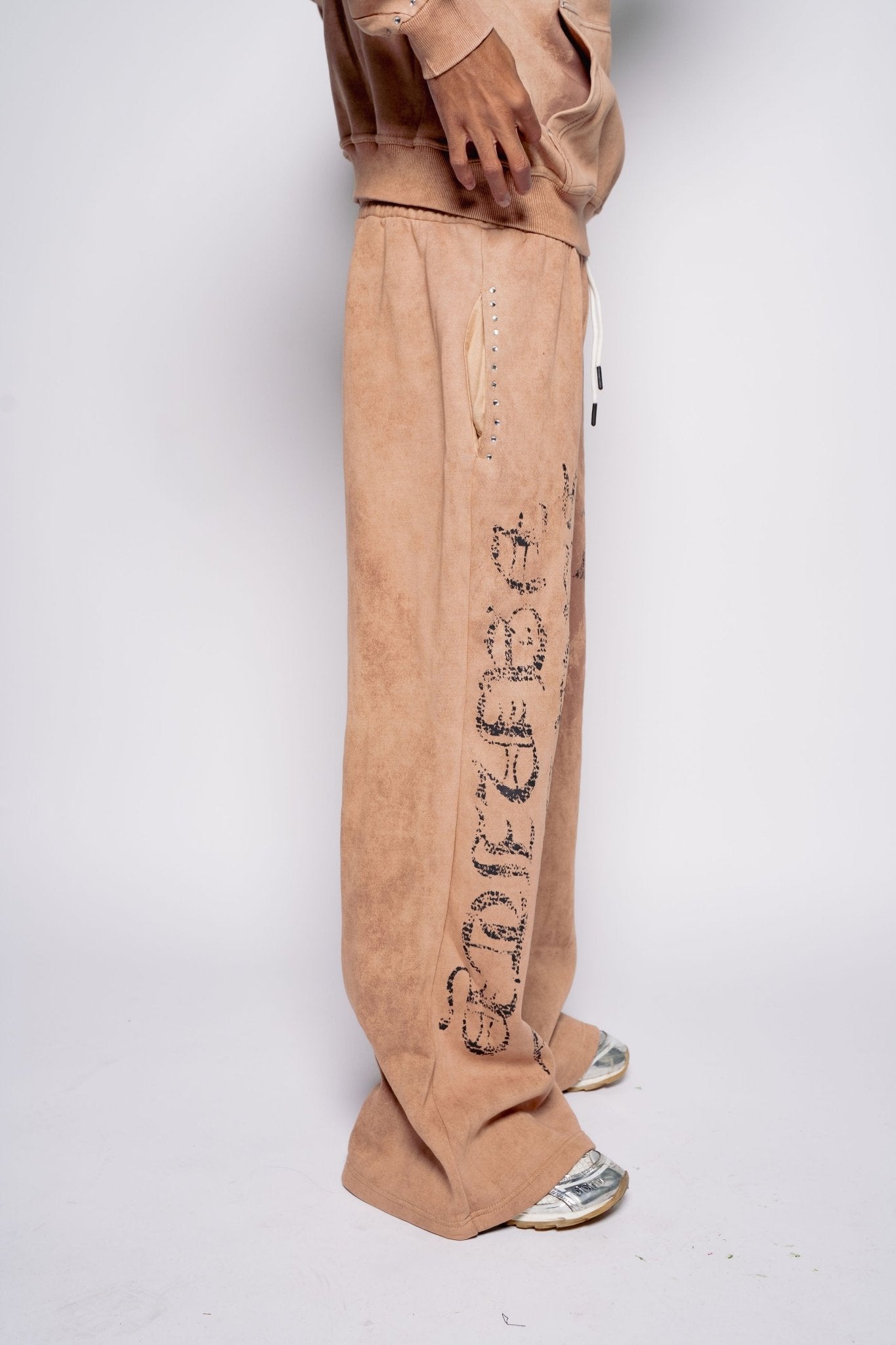 Cocoa Essential SweatPants - sauvage clothing